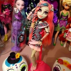 Monster High Rochelle Goyle doll